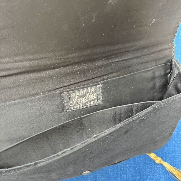 Vintage Hand-Embroidered Velvet Evening Clutch Made in India | Black & Gold - Picture 4 of 16